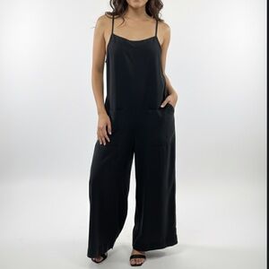 PAPER LABEL Wide Leg Jumpsuit Black Size Medium